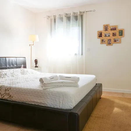 シャレー Avelino Carolino Ll Com Roteiro Incluido *